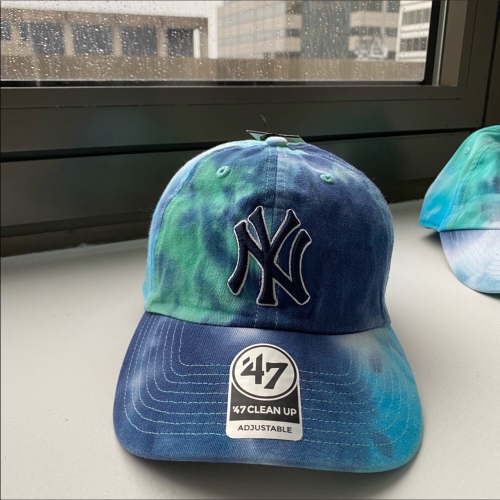 New York Yankees 47 Blue Teal Tie Dye Baseball Cap - Picture 2 of 14